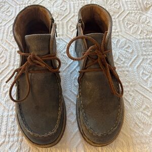 Born Women’s Analia Ankle Boots in Dark Concrete